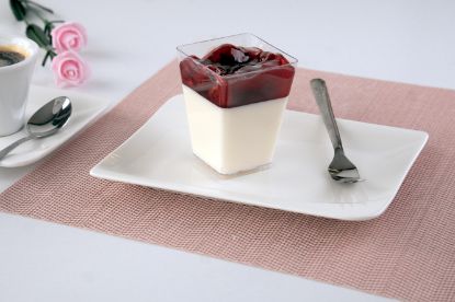 Panna Cotta s jahodami
